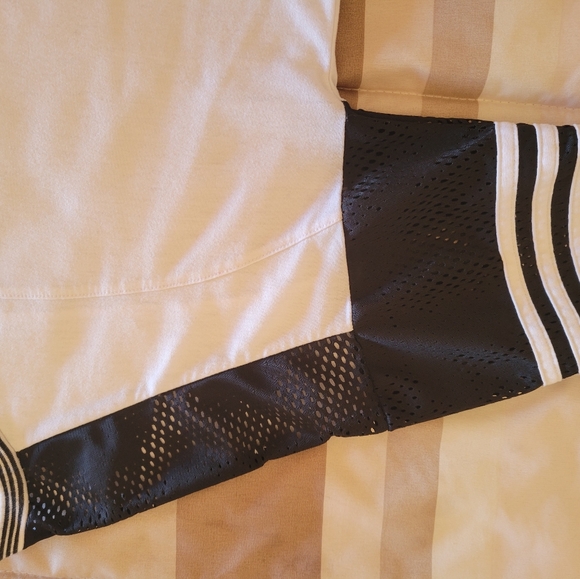 Adidas women active top - Picture 4 of 4